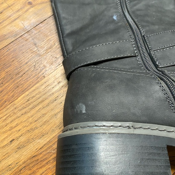 JUSTFAB Noel Gray Buckle  Boots Lug Sole Women’s US 8 - Picture 10 of 11